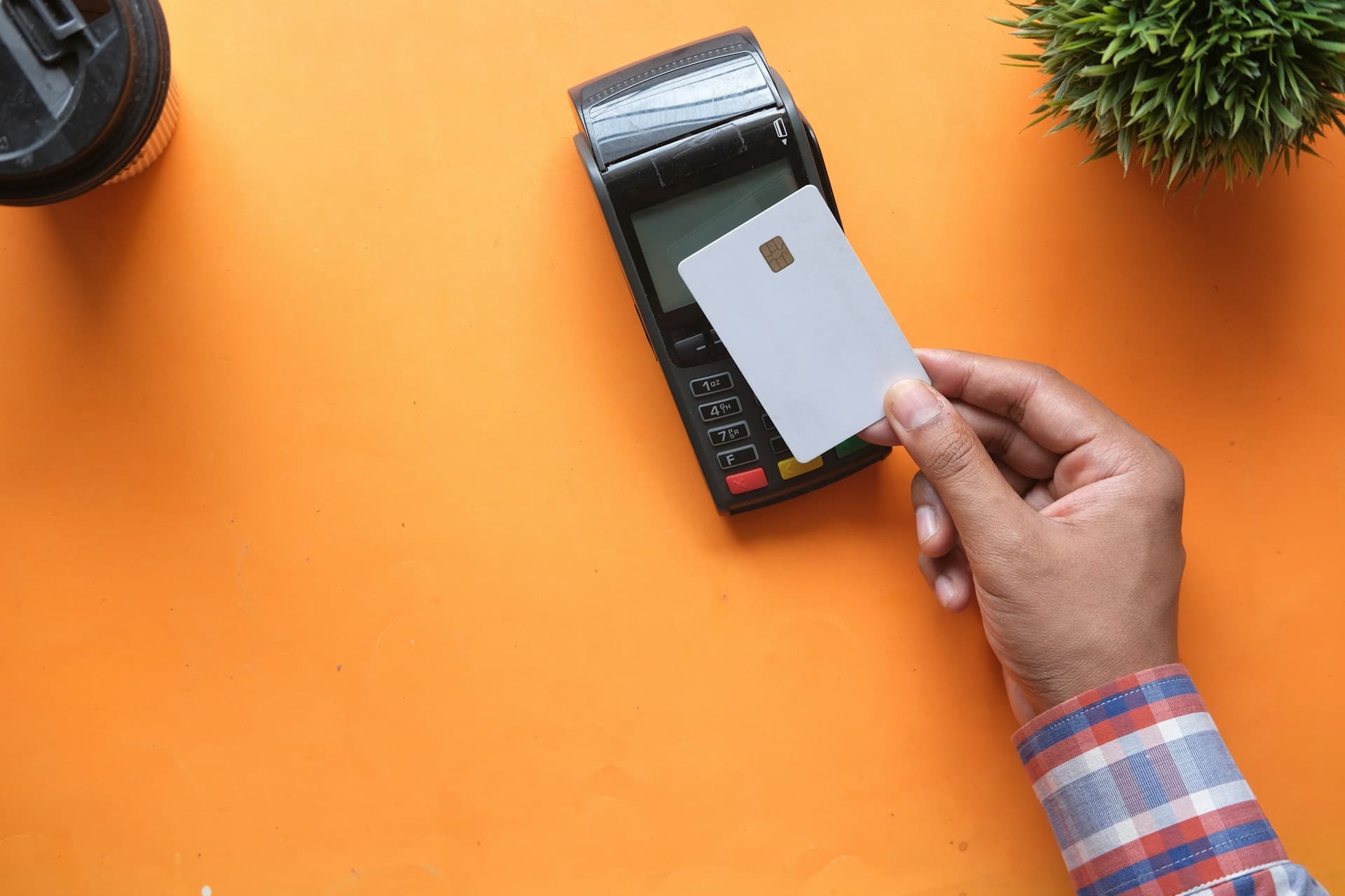 Các loại phí thẻ tín dụng